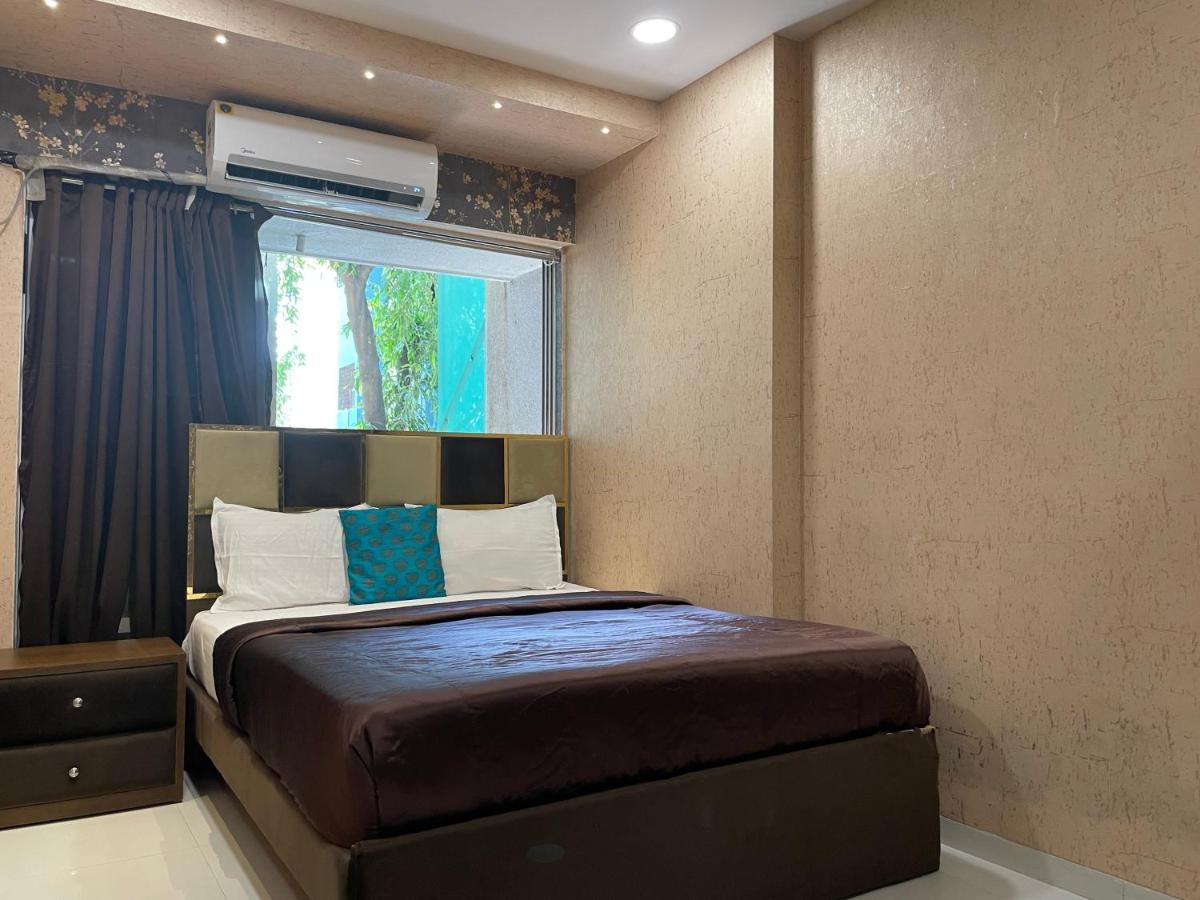 Osi Apartments Bandra West Bombay Extérieur photo